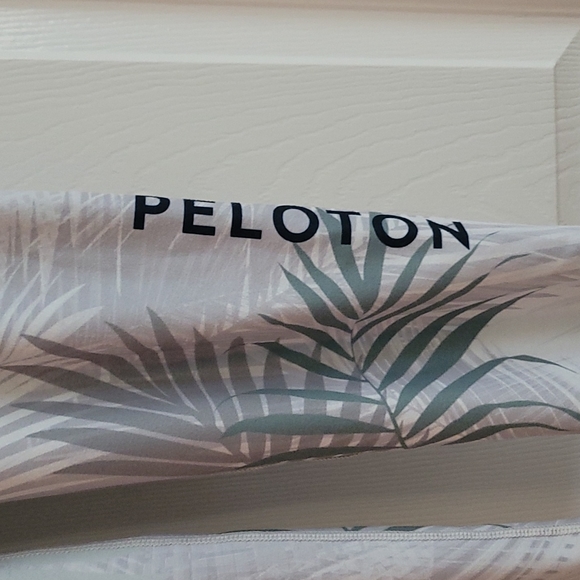 Peloton leggings - Picture 2 of 3